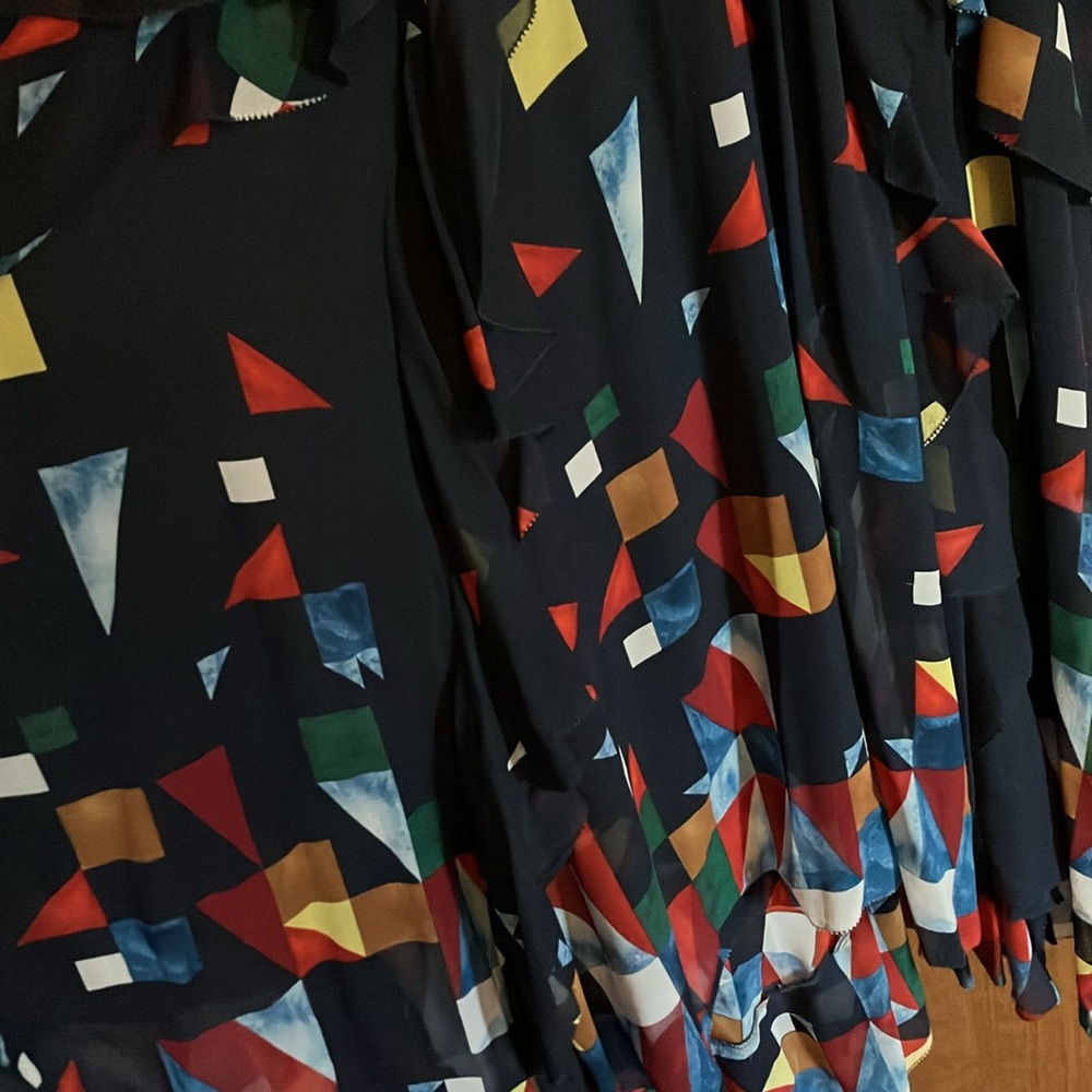 Beautiful silk Joie dress! - Picture 3 of 10